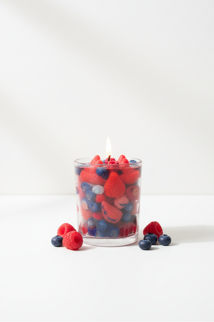 Beeren-Kerze brennend - heller